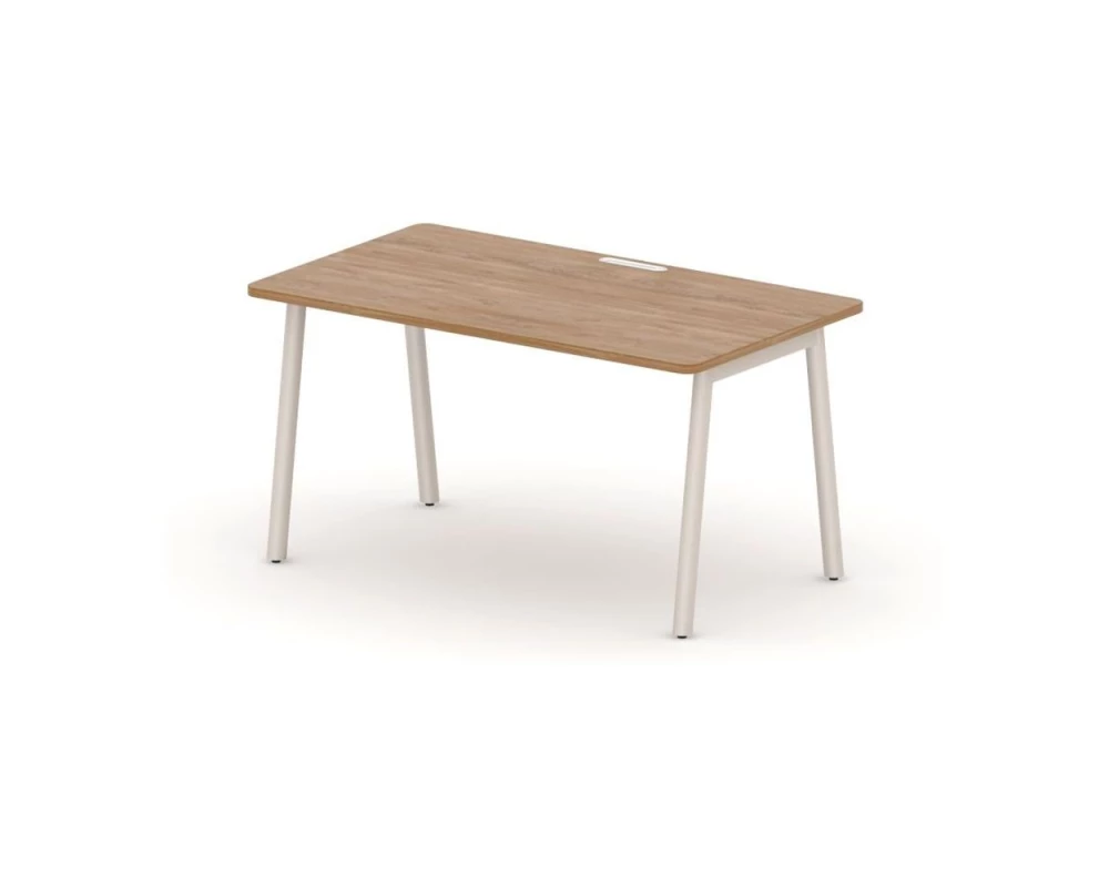 Стол прямой на металлокаркасе с кабель-каналом 140х80х73,5 Accord